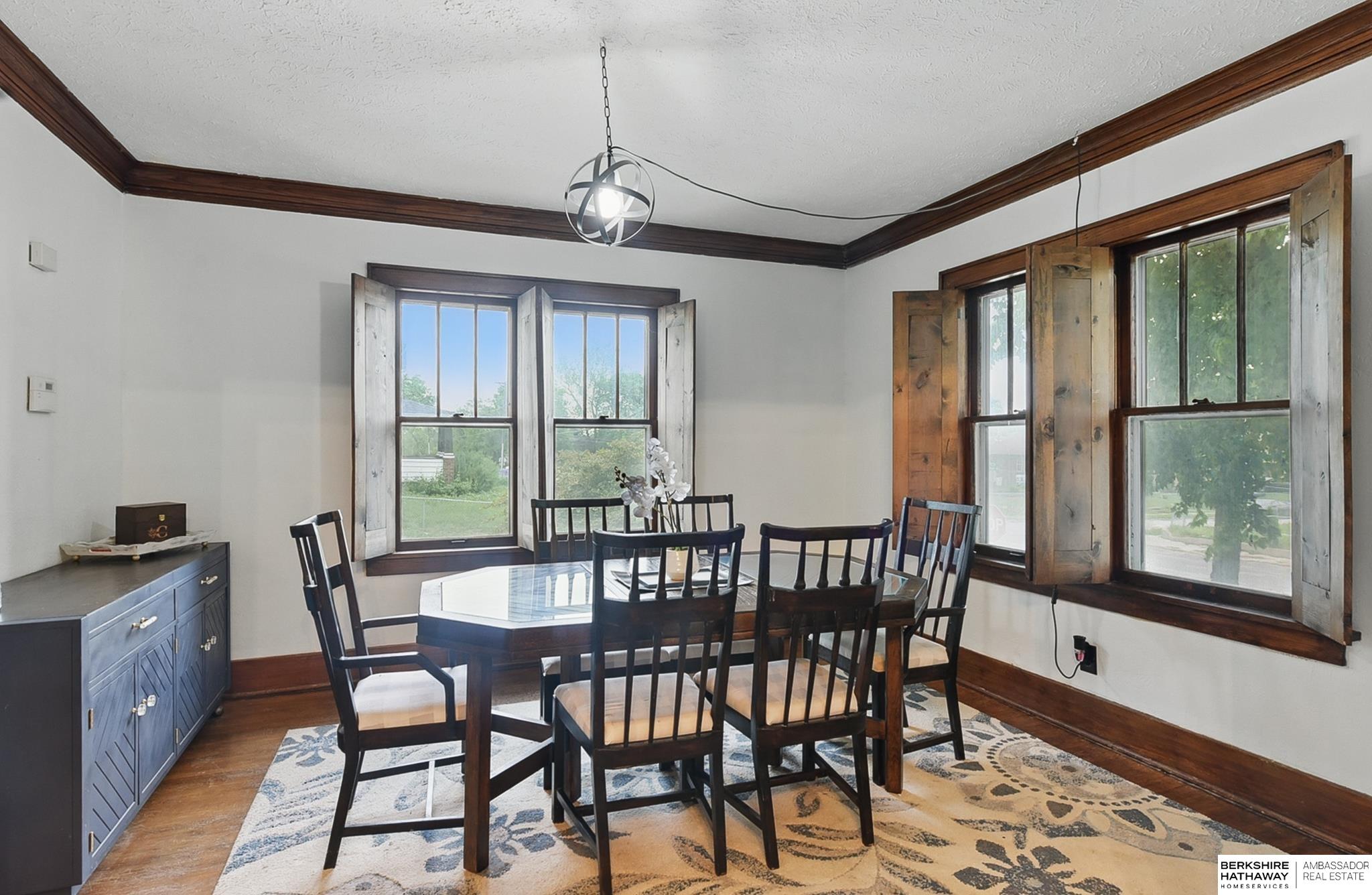 Omaha, Nebraska 68112, United States, 3 Bedrooms Bedrooms, ,2 BathroomsBathrooms,Residential,Pending,135902