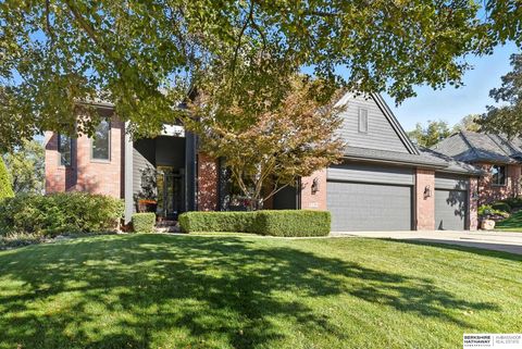 Photo of 3333 N 129th Circle, Omaha, NE 68164 (MLS # 22533743)