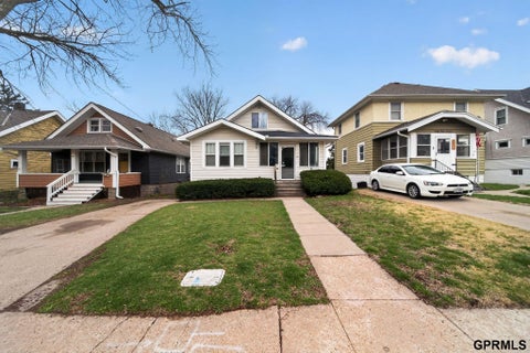 Photo of 2818 S 34Th Street, Omaha, NE 68105 (MLS # 22616079)