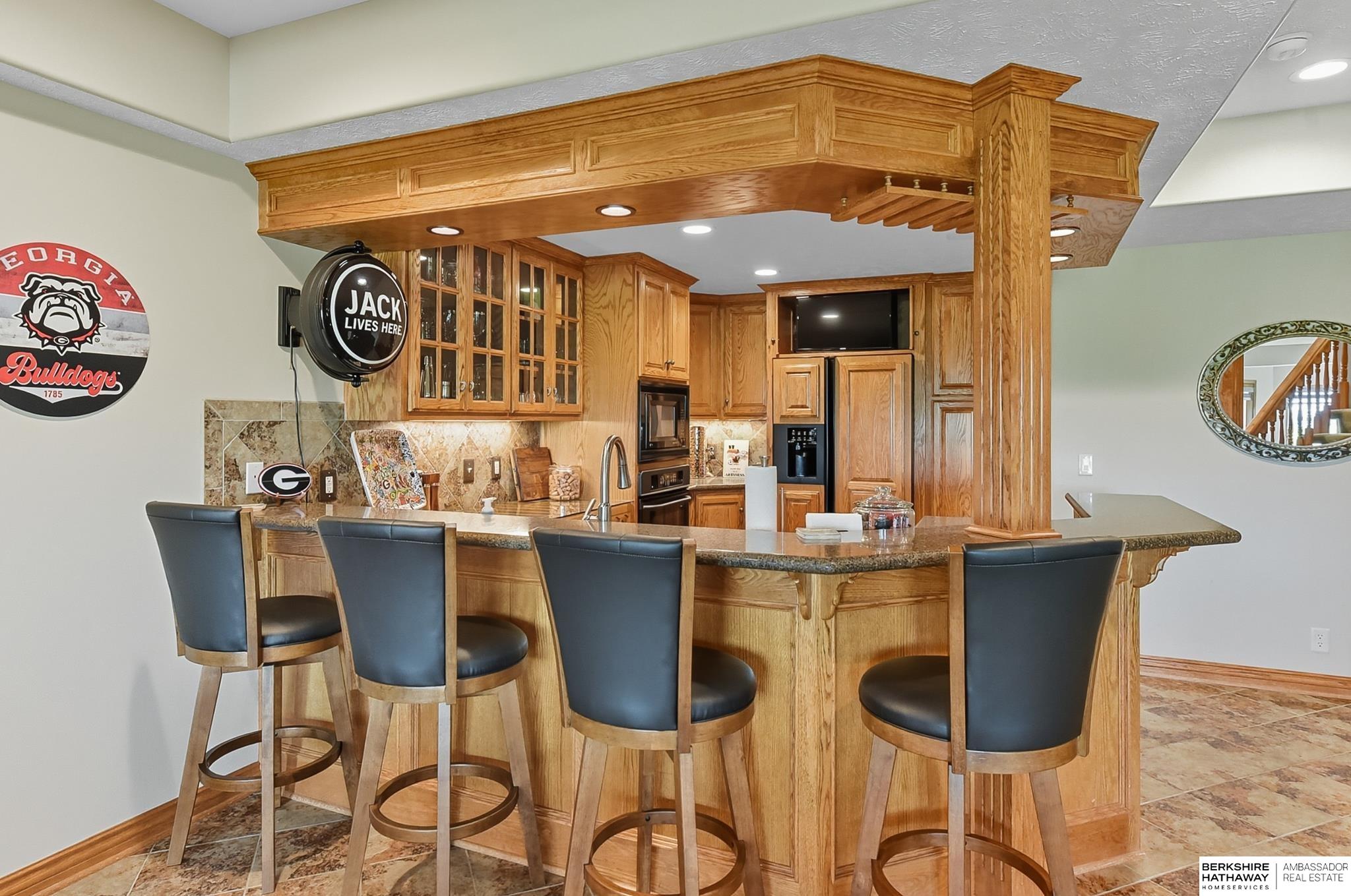 Omaha, Nebraska 68116, United States, 5 Bedrooms Bedrooms, ,4 BathroomsBathrooms,Residential,Active,213041