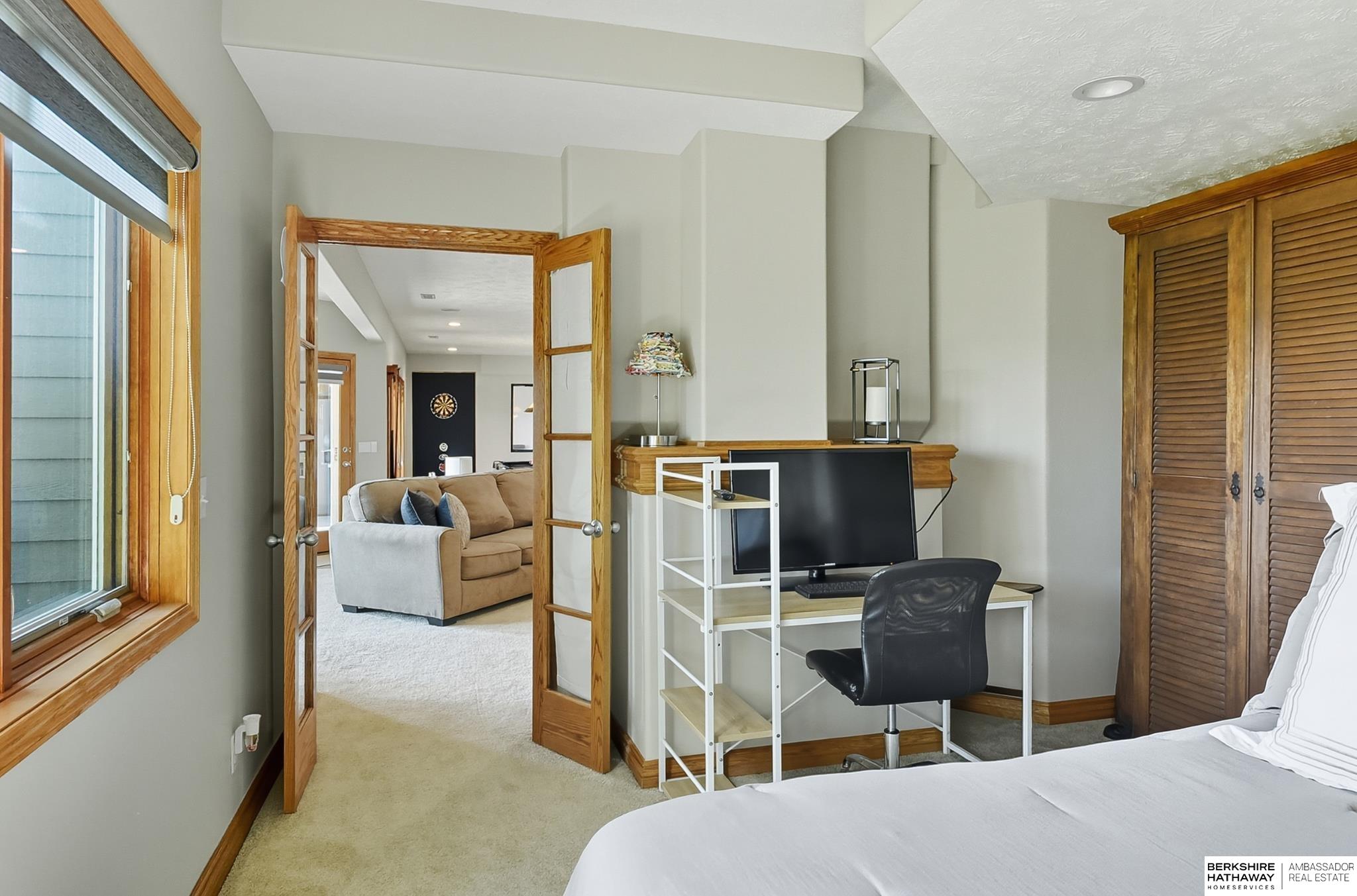 Omaha, Nebraska 68116, United States, 5 Bedrooms Bedrooms, ,4 BathroomsBathrooms,Residential,Active,213041