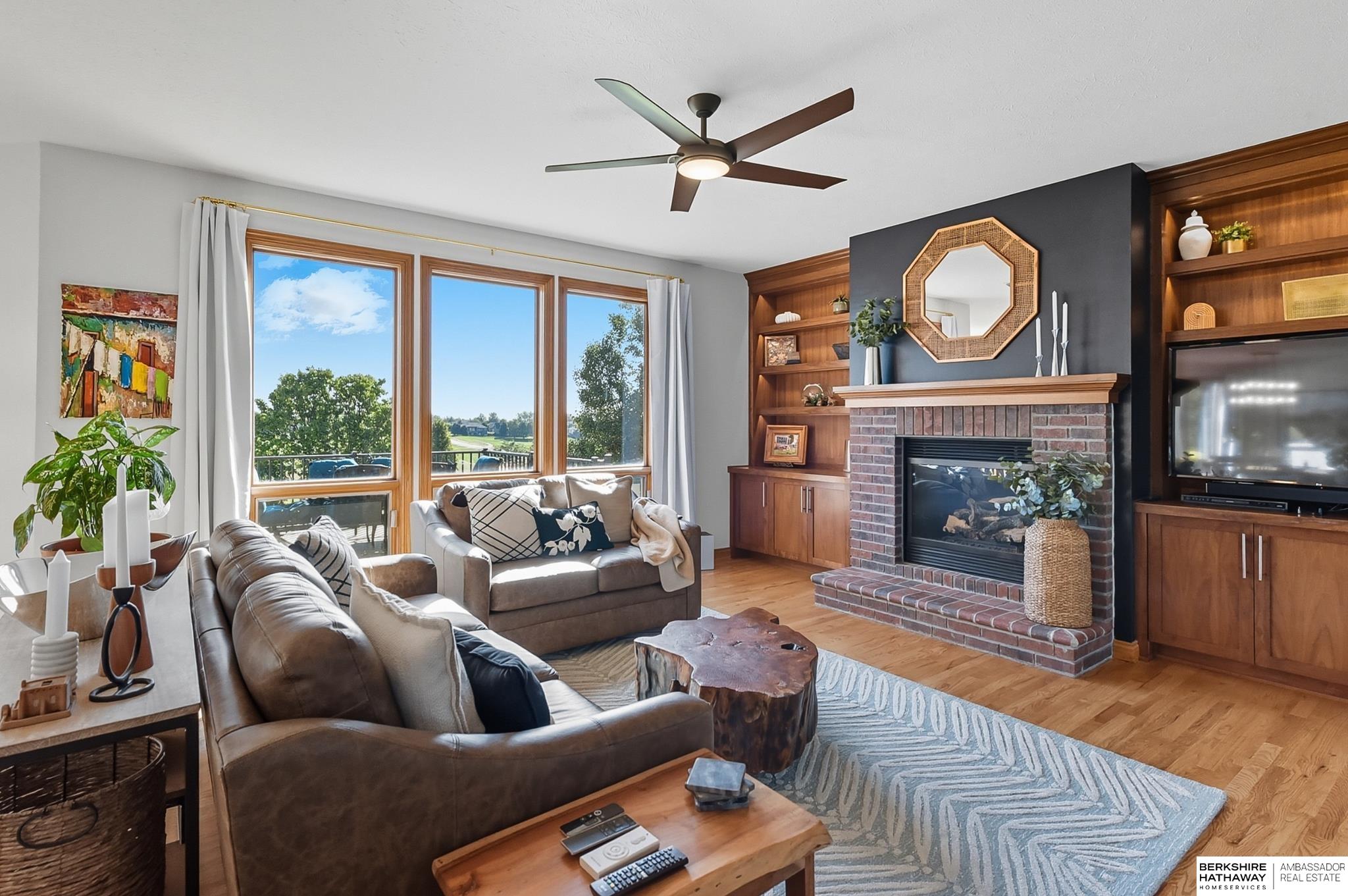 Omaha, Nebraska 68116, United States, 5 Bedrooms Bedrooms, ,4 BathroomsBathrooms,Residential,Active,213041