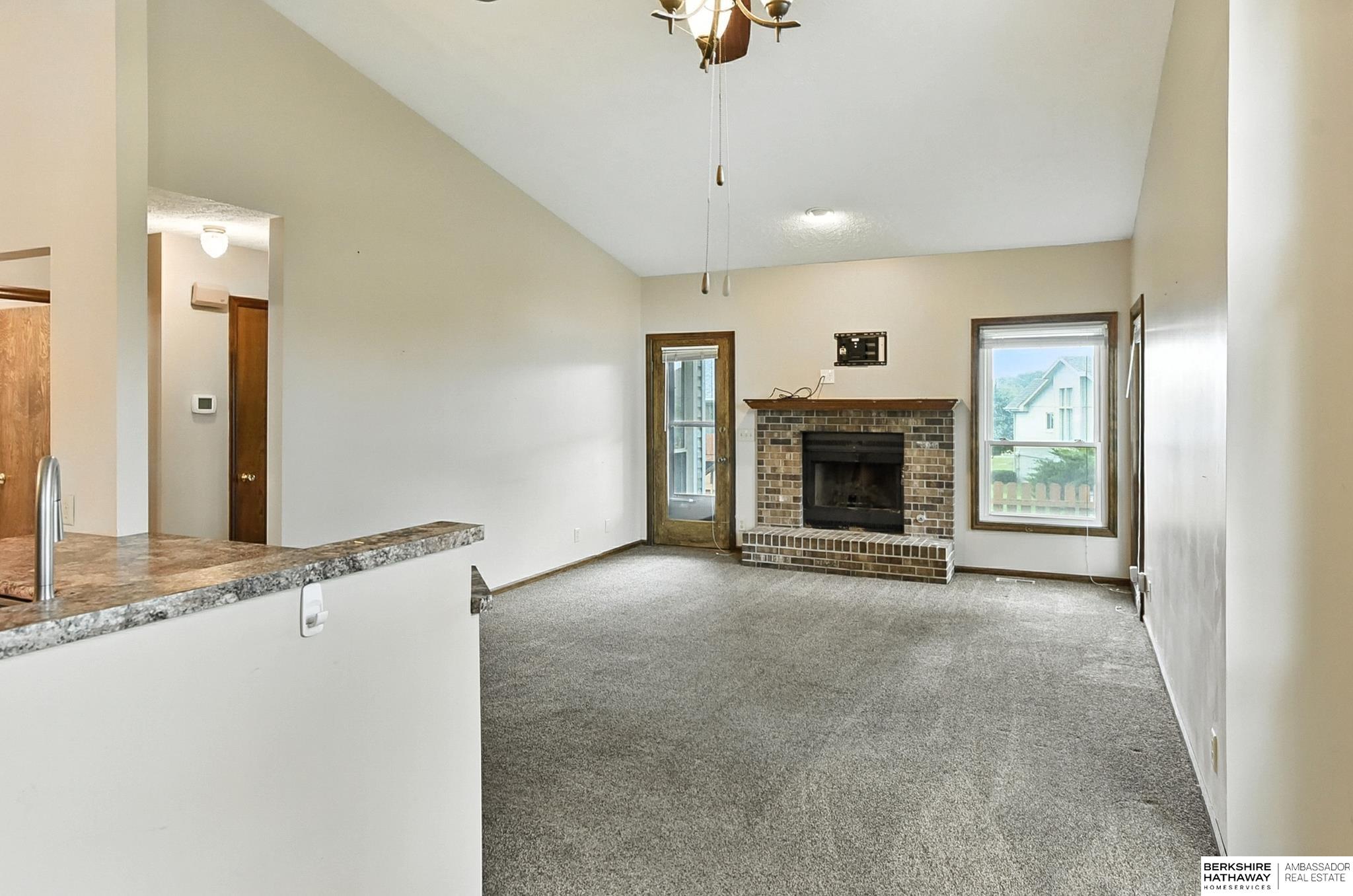 Omaha, Nebraska 68144, United States, 2 Bedrooms Bedrooms, ,2 BathroomsBathrooms,Residential,Active,203901