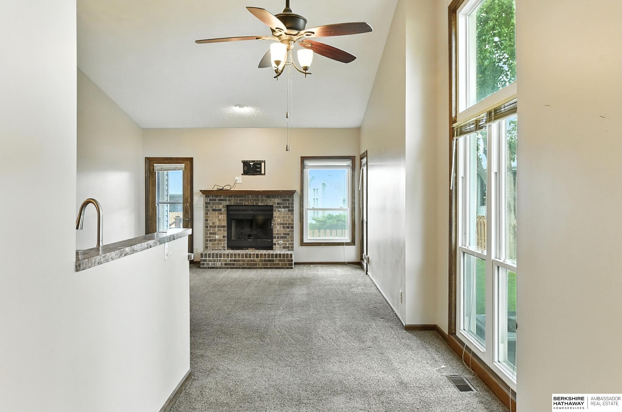 Omaha, Nebraska 68144, United States, 2 Bedrooms Bedrooms, ,2 BathroomsBathrooms,Residential,Active,203901