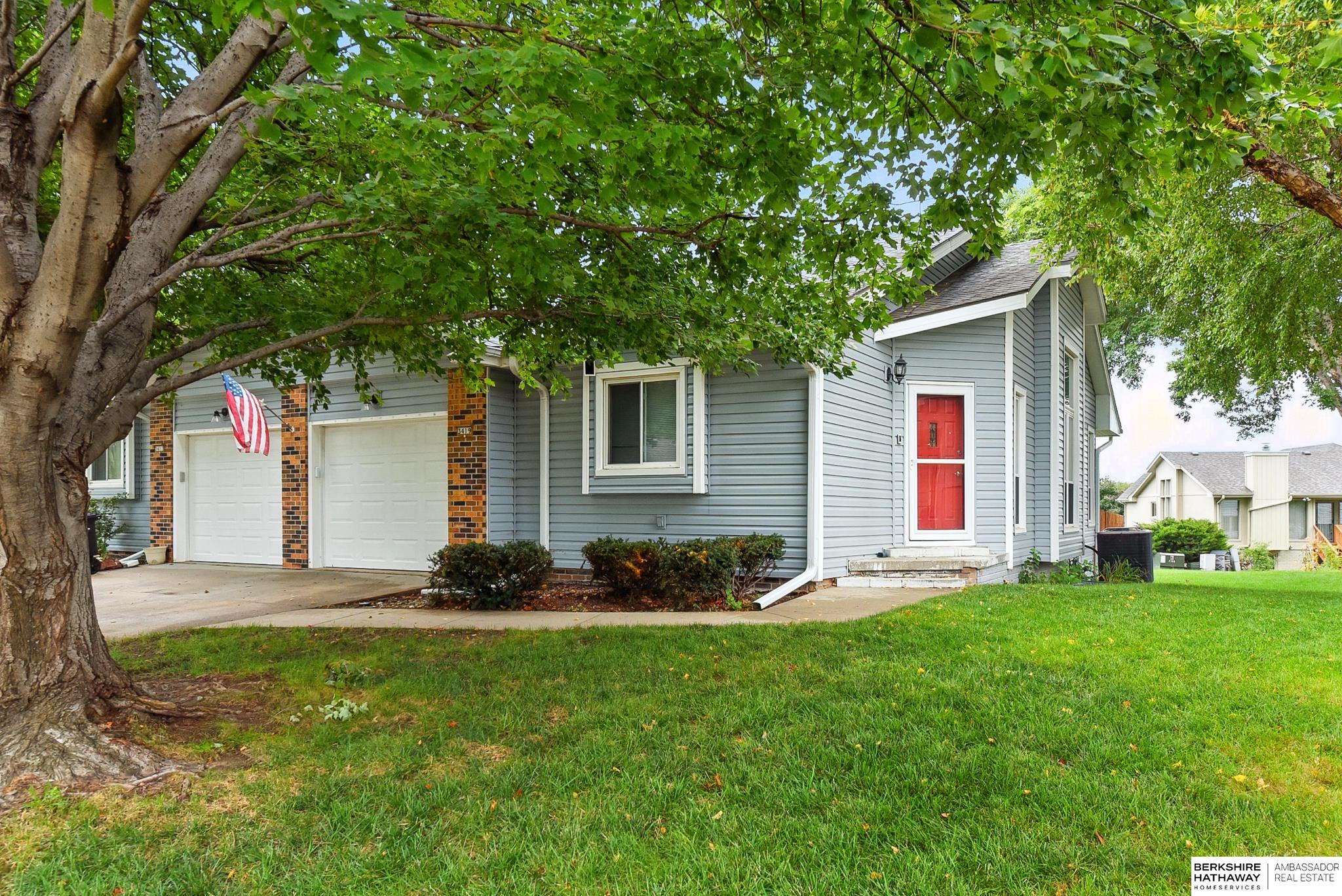 Omaha, Nebraska 68144, United States, 2 Bedrooms Bedrooms, ,2 BathroomsBathrooms,Residential,Active,203901