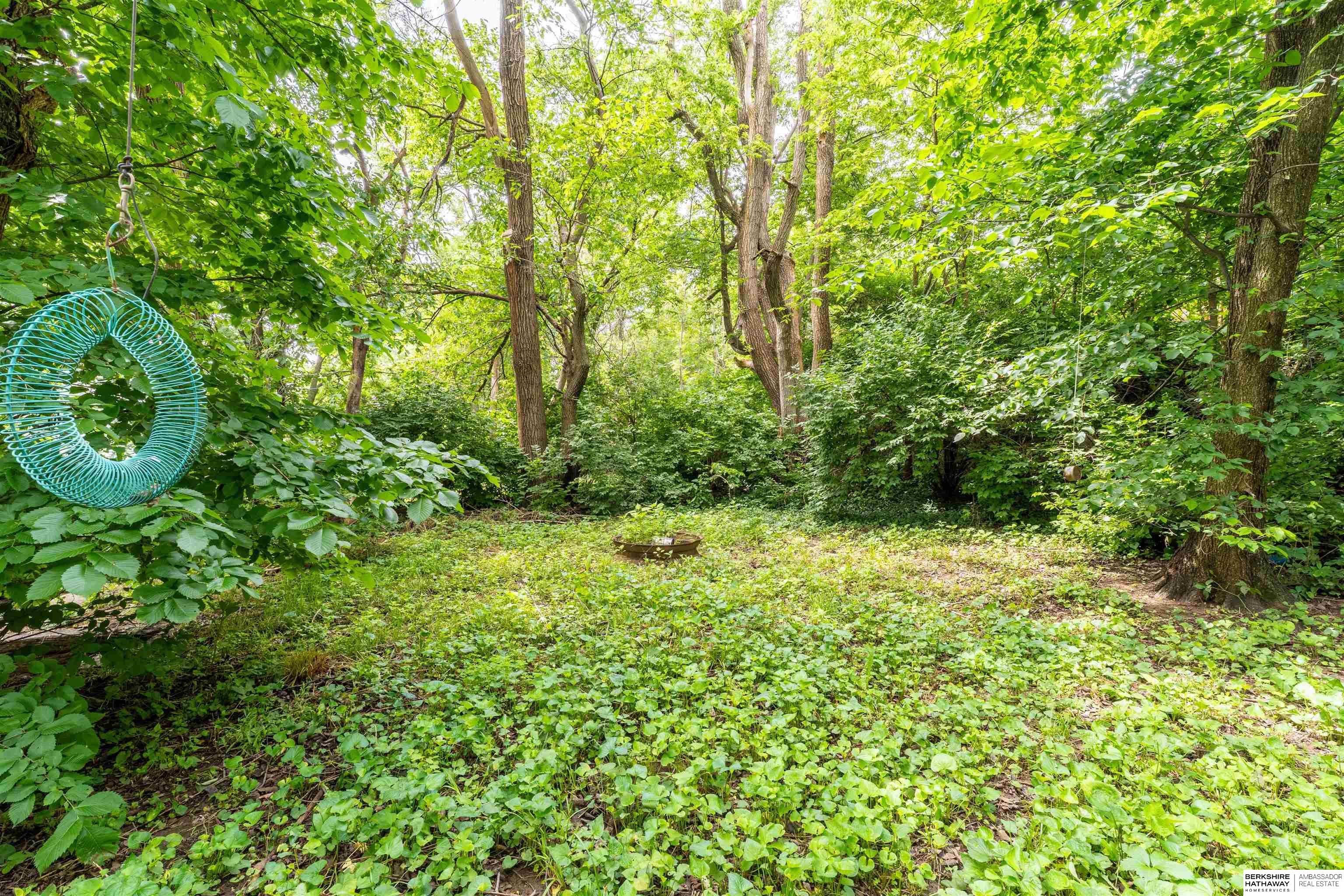 Omaha, Nebraska 68111, United States, 2 Bedrooms Bedrooms, ,1 BathroomBathrooms,Residential,Pending,162806