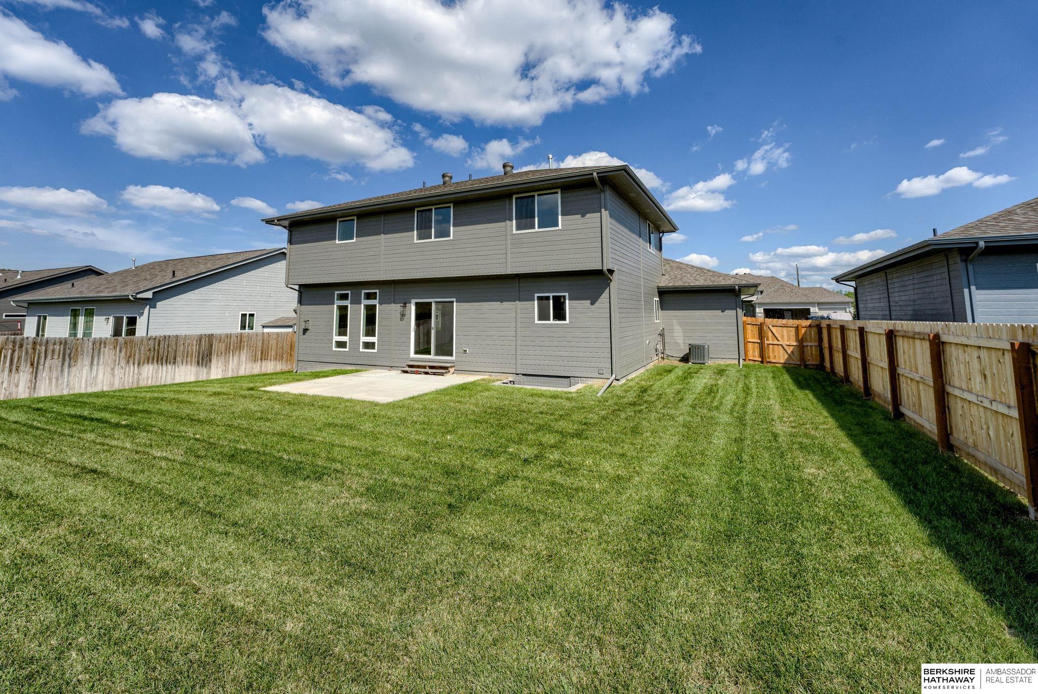 Bellevue, Nebraska 68123, United States, 4 Bedrooms Bedrooms, ,2 BathroomsBathrooms,Residential,Active,201867