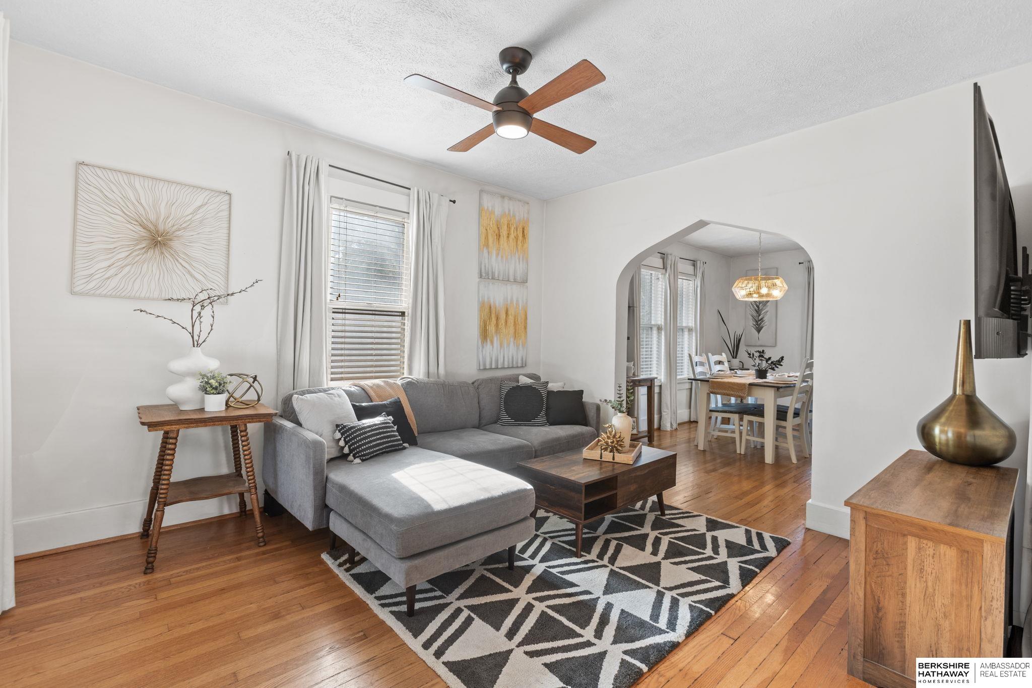 Omaha, Nebraska 68104, United States, 2 Bedrooms Bedrooms, ,1 BathroomBathrooms,Residential,Pending,204141