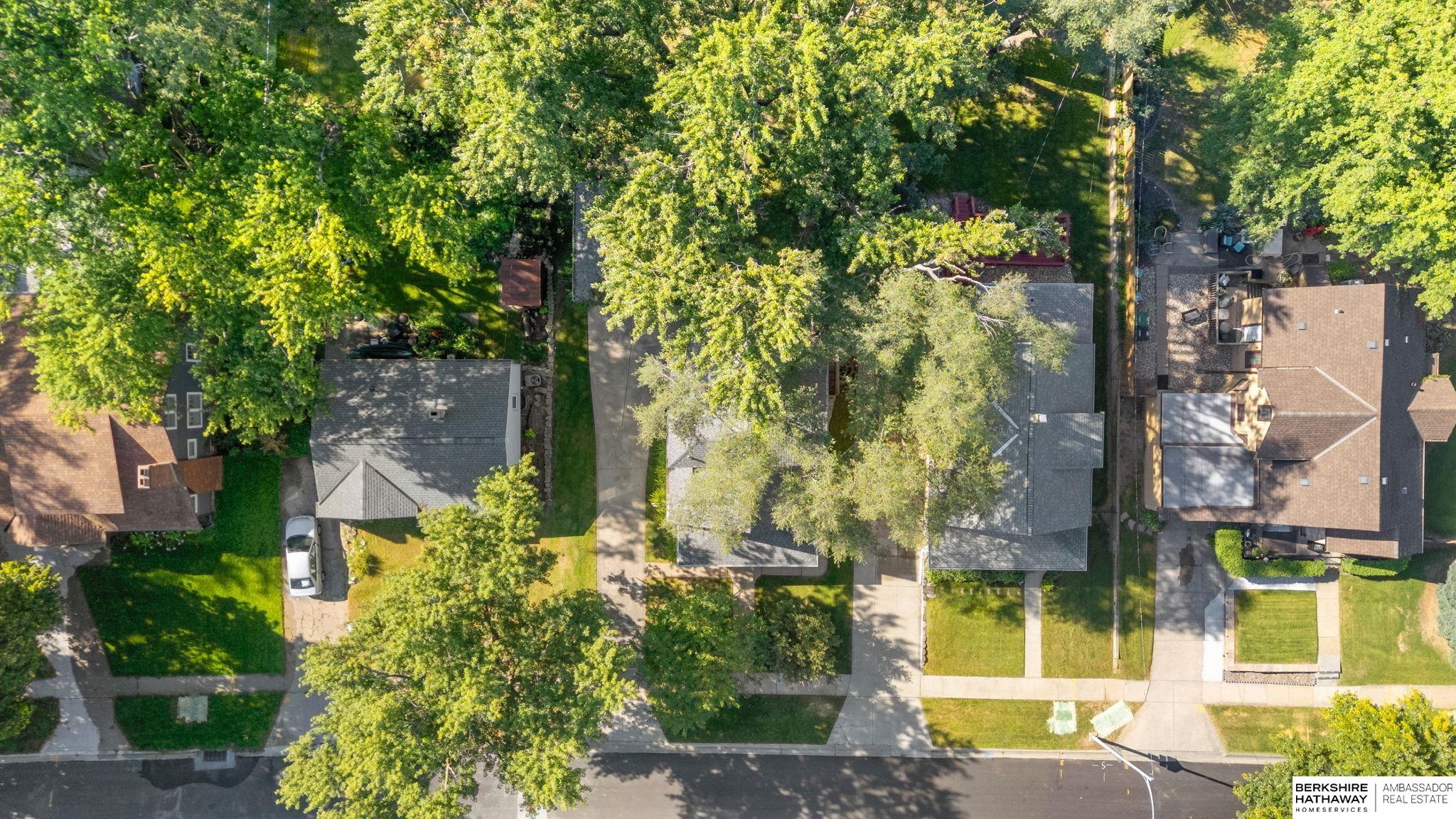 Omaha, Nebraska 68104, United States, 2 Bedrooms Bedrooms, ,1 BathroomBathrooms,Residential,Pending,204141