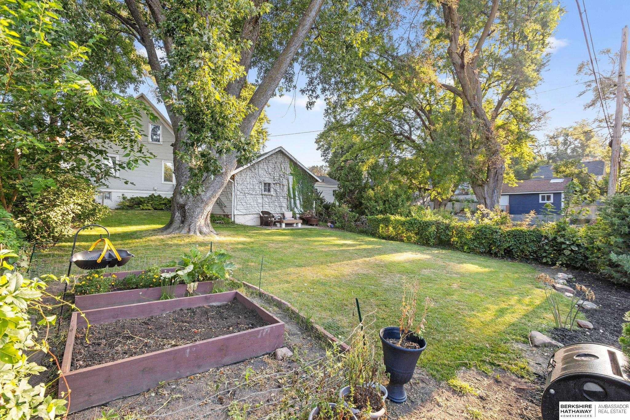 Omaha, Nebraska 68104, United States, 2 Bedrooms Bedrooms, ,1 BathroomBathrooms,Residential,Pending,204141