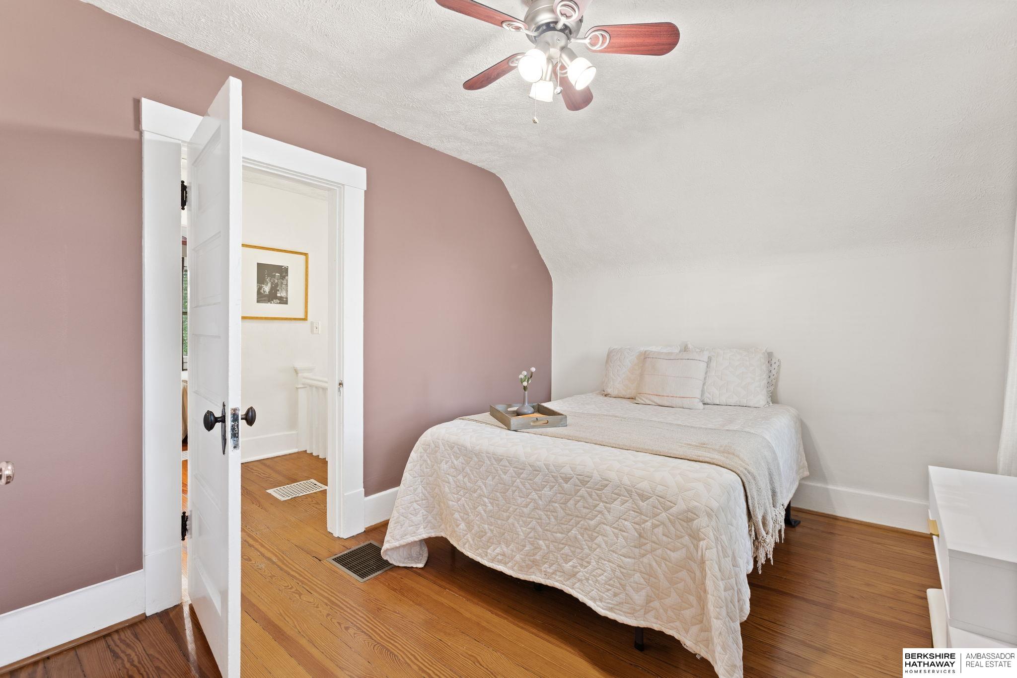 Omaha, Nebraska 68104, United States, 2 Bedrooms Bedrooms, ,1 BathroomBathrooms,Residential,Pending,204141