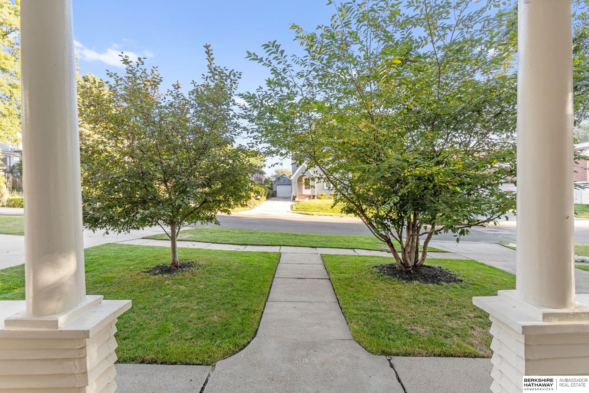 Omaha, Nebraska 68104, United States, 2 Bedrooms Bedrooms, ,1 BathroomBathrooms,Residential,Pending,204141