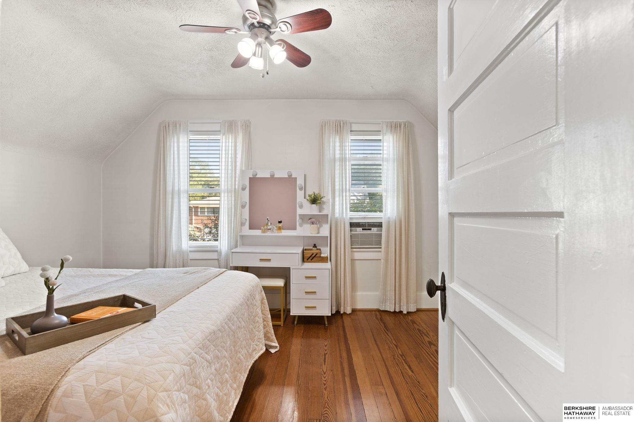 Omaha, Nebraska 68104, United States, 2 Bedrooms Bedrooms, ,1 BathroomBathrooms,Residential,Pending,204141