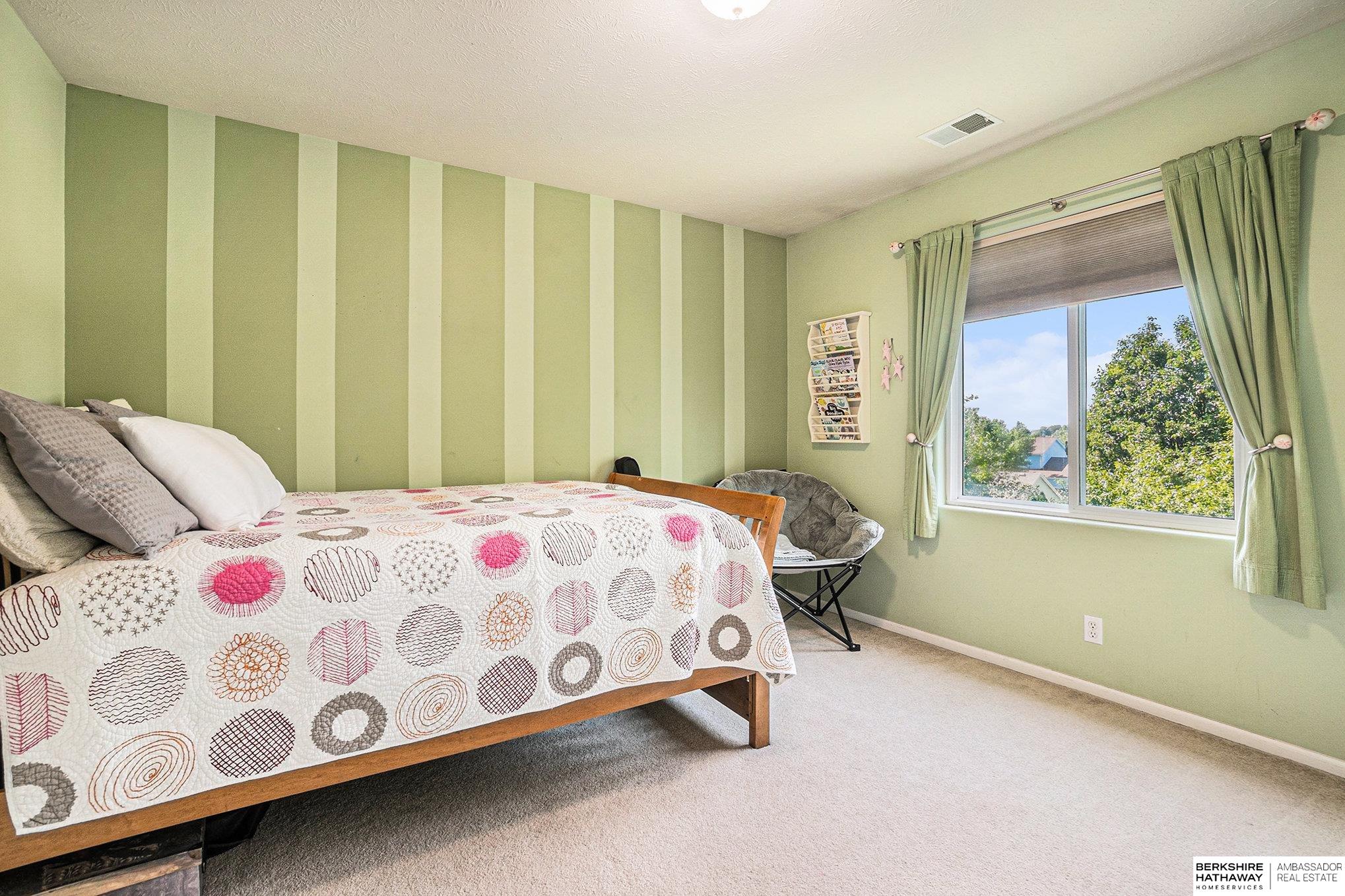 Omaha, Nebraska 68135, United States, 5 Bedrooms Bedrooms, ,3 BathroomsBathrooms,Residential,Active,175524