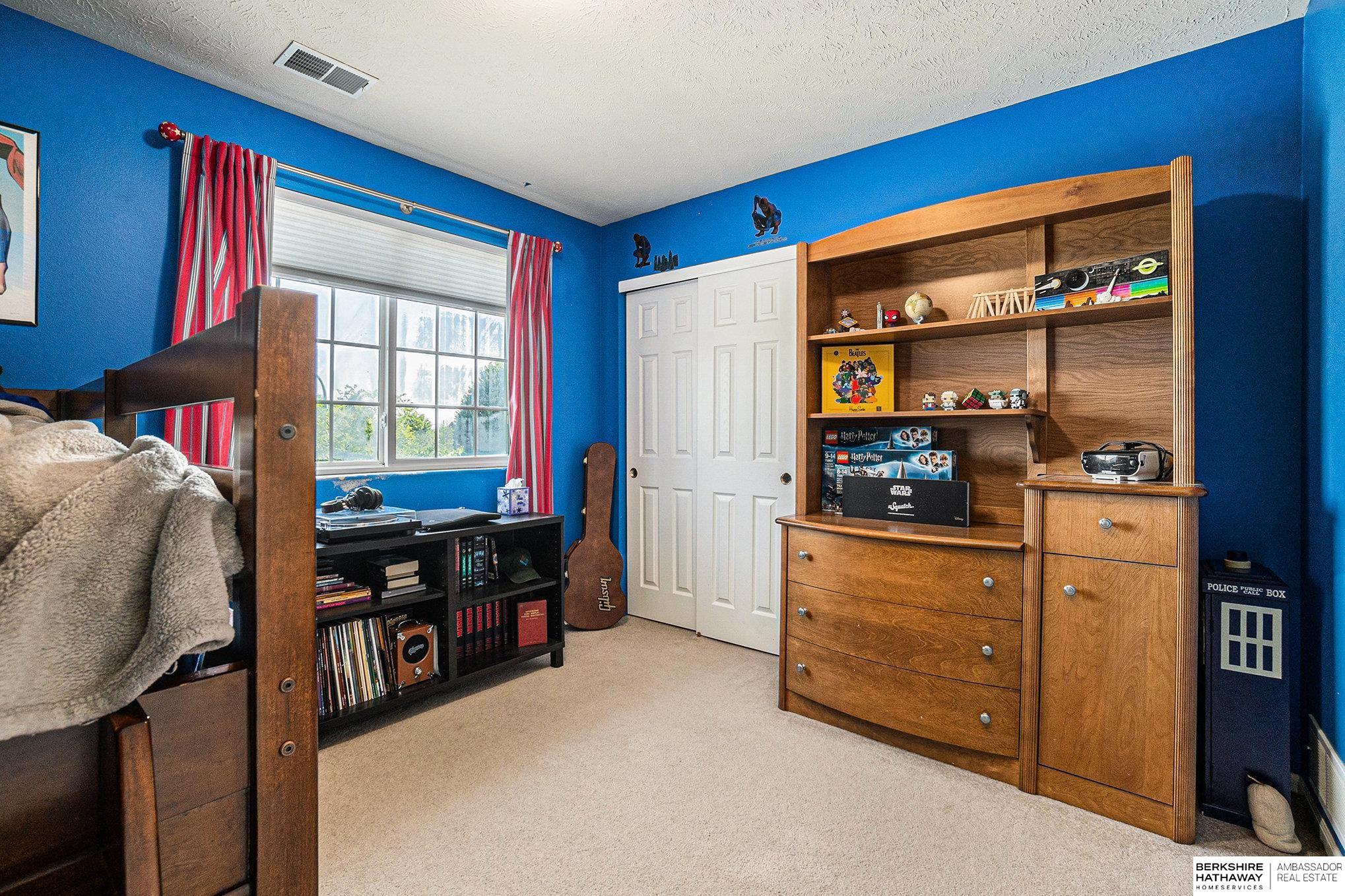 Omaha, Nebraska 68135, United States, 5 Bedrooms Bedrooms, ,3 BathroomsBathrooms,Residential,Active,175524