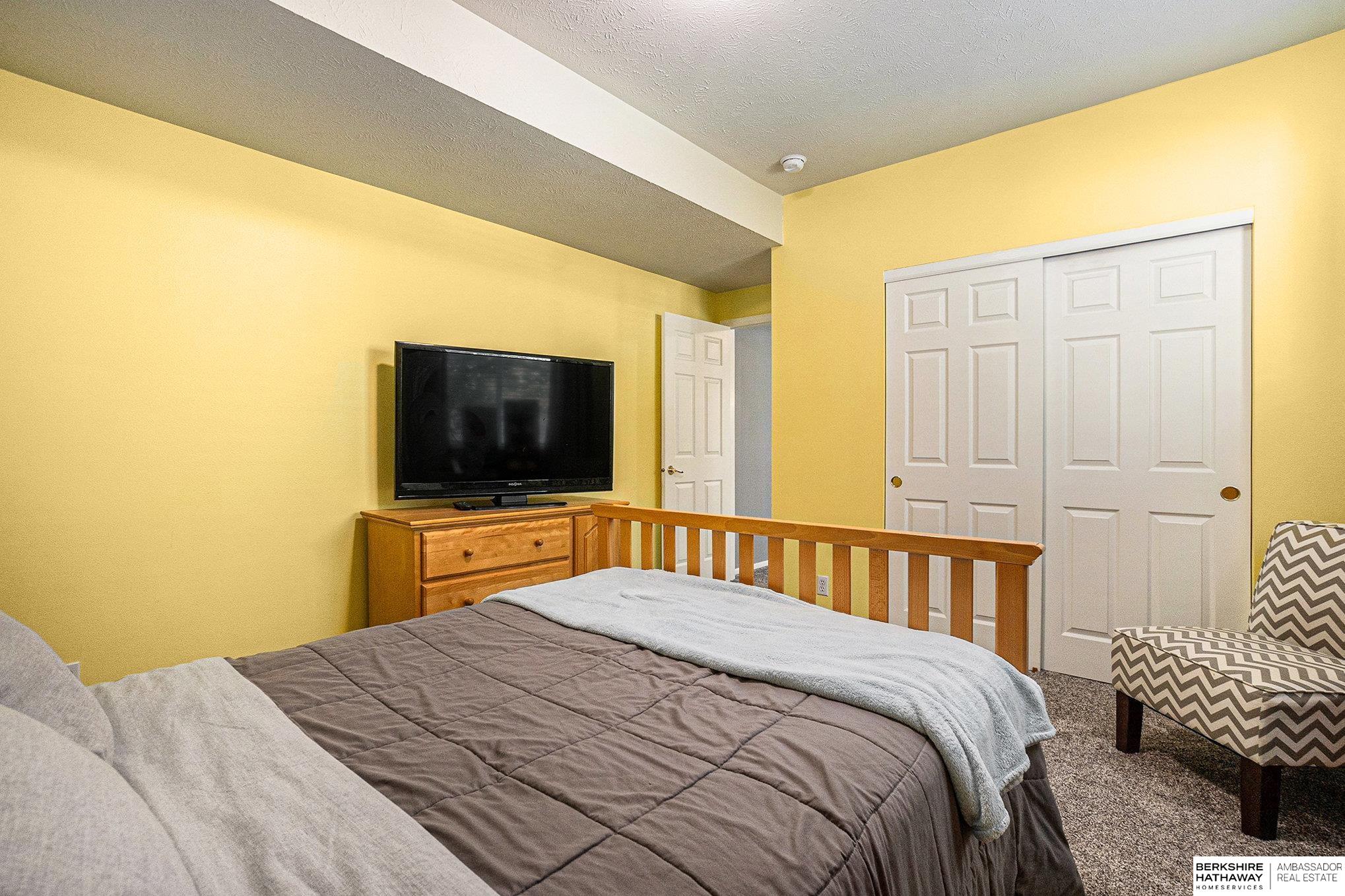 Omaha, Nebraska 68135, United States, 5 Bedrooms Bedrooms, ,3 BathroomsBathrooms,Residential,Active,175524