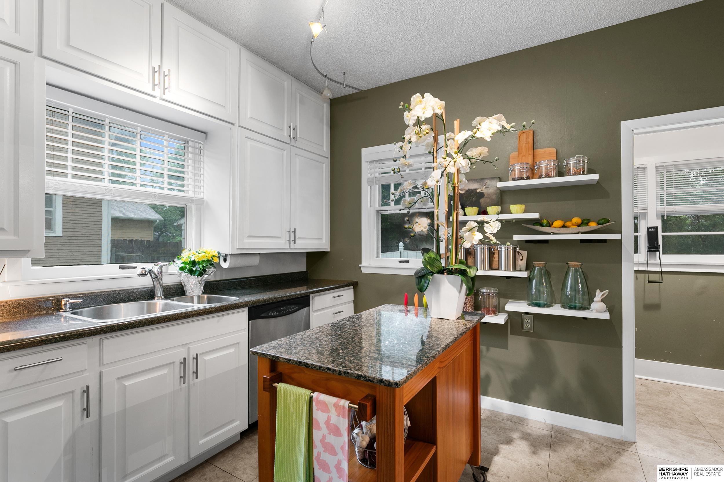 Lincoln, Nebraska 68502, United States, 3 Bedrooms Bedrooms, ,1 BathroomBathrooms,Residential,Active,145883