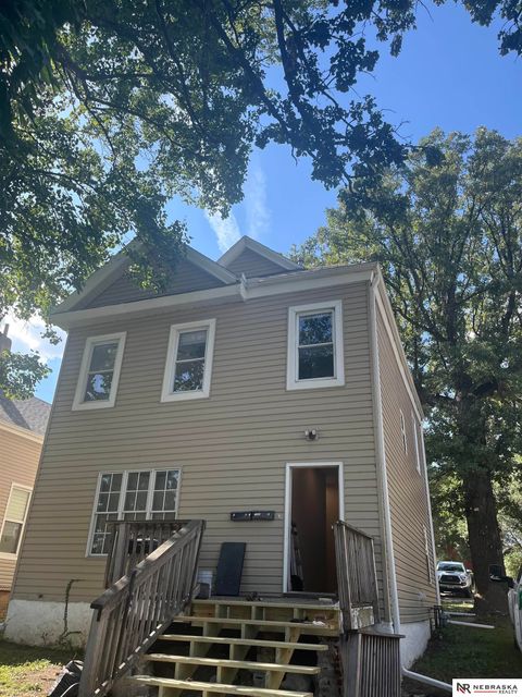 Photo of 1050 S 29th Street, Omaha, NE 68105 (MLS # 22615586)