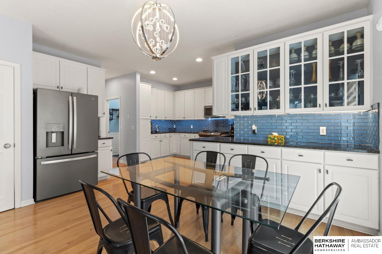 Omaha, Nebraska 68184, United States, 4 Bedrooms Bedrooms, ,3 BathroomsBathrooms,Residential,Pending,154833