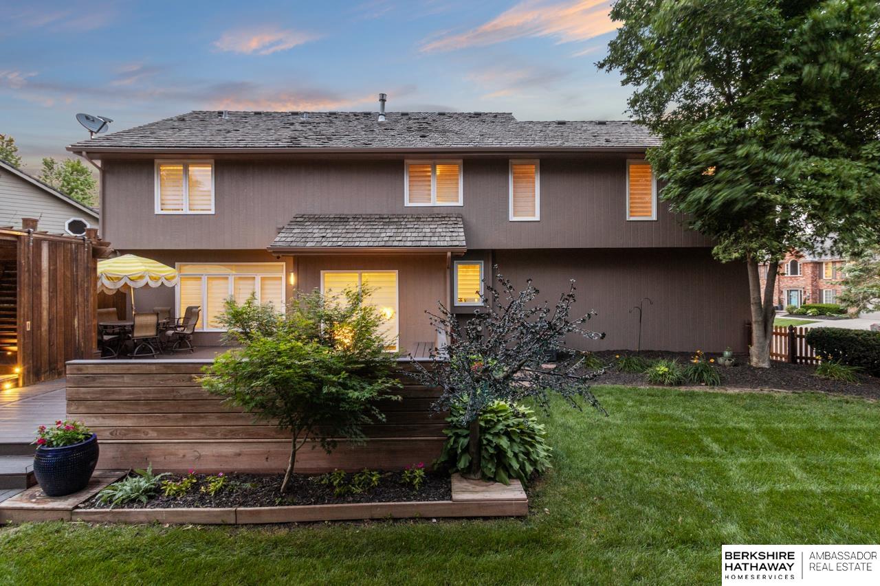 Omaha, Nebraska 68184, United States, 4 Bedrooms Bedrooms, ,3 BathroomsBathrooms,Residential,Pending,154833