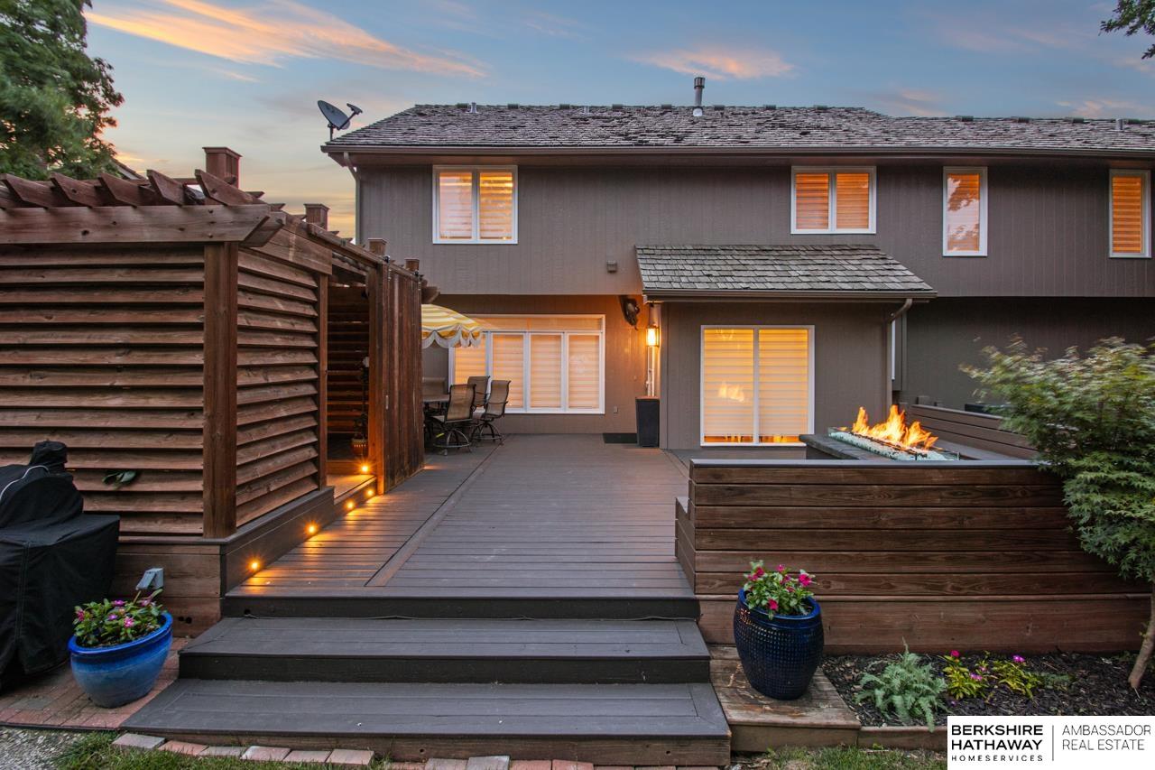 Omaha, Nebraska 68184, United States, 4 Bedrooms Bedrooms, ,3 BathroomsBathrooms,Residential,Pending,154833