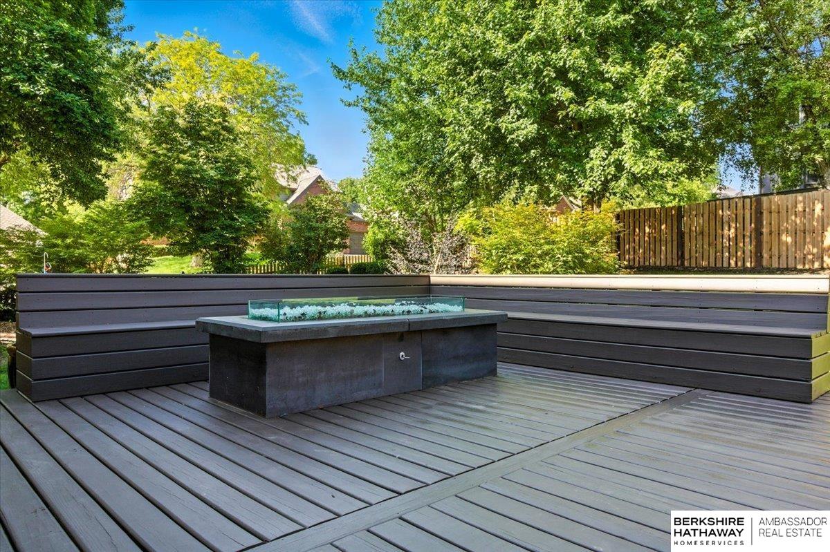 Omaha, Nebraska 68184, United States, 4 Bedrooms Bedrooms, ,3 BathroomsBathrooms,Residential,Pending,154833