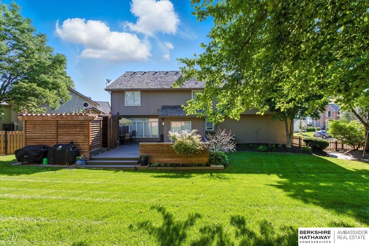 Omaha, Nebraska 68184, United States, 4 Bedrooms Bedrooms, ,3 BathroomsBathrooms,Residential,Pending,154833