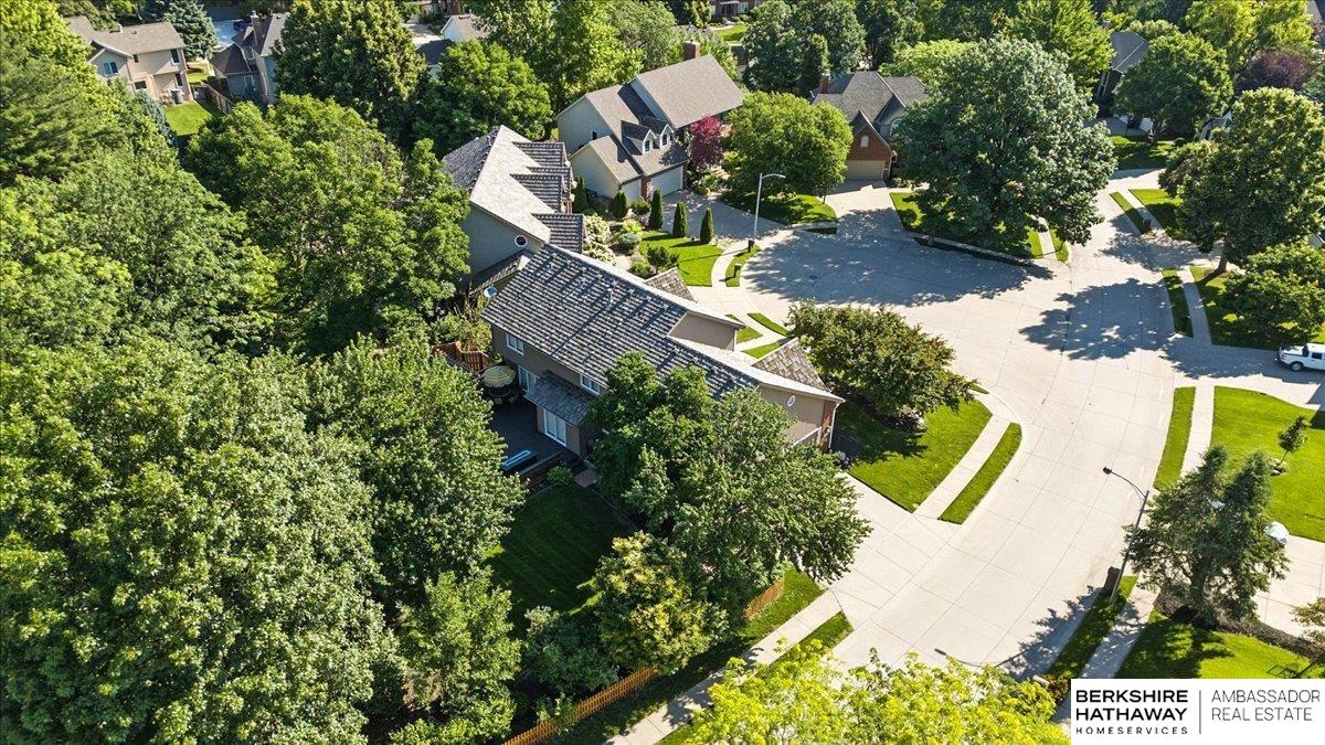 Omaha, Nebraska 68184, United States, 4 Bedrooms Bedrooms, ,3 BathroomsBathrooms,Residential,Pending,154833