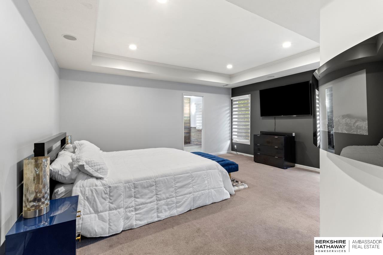 Omaha, Nebraska 68184, United States, 4 Bedrooms Bedrooms, ,3 BathroomsBathrooms,Residential,Pending,154833