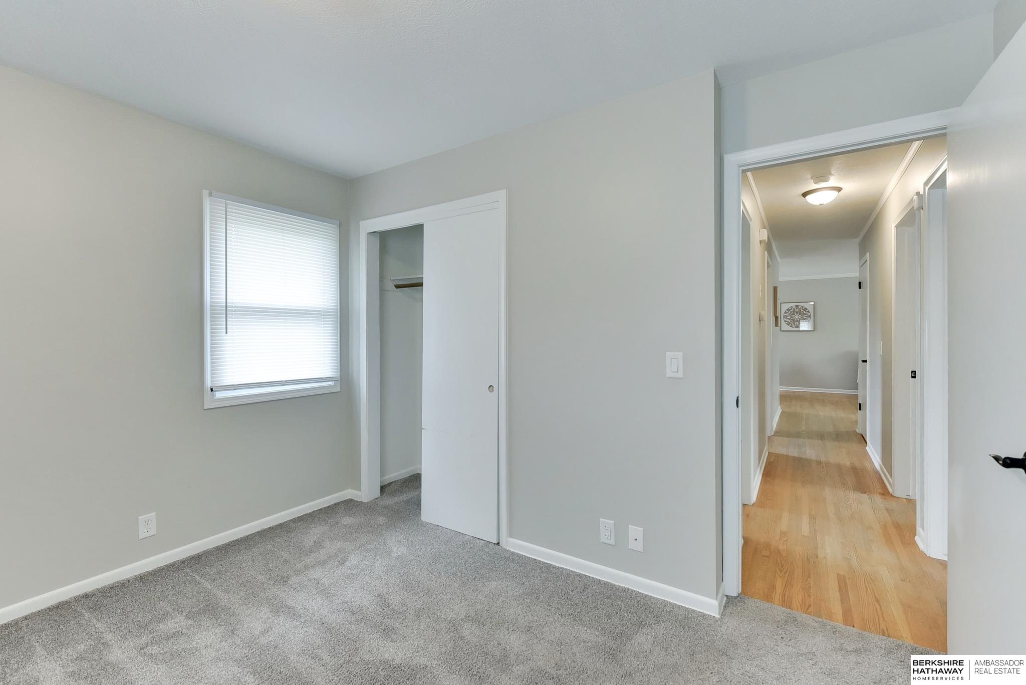 Omaha, Nebraska 68124, United States, 3 Bedrooms Bedrooms, ,2 BathroomsBathrooms,Residential,Active,122788