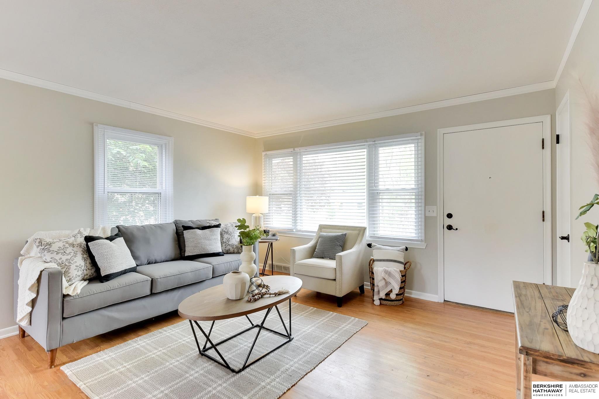 Omaha, Nebraska 68124, United States, 3 Bedrooms Bedrooms, ,2 BathroomsBathrooms,Residential,Active,122788