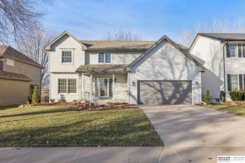 Photo of 2014 S 199th Street, Omaha, NE 68130 (MLS # 22603183)