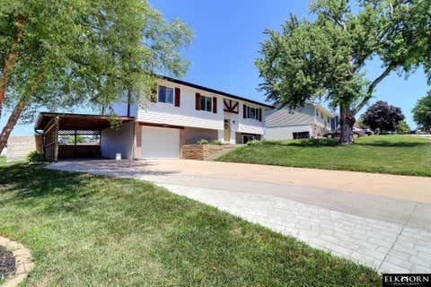 Photo of 21216 Welsh Road, Omaha, NE 68022 (MLS # 22620081)