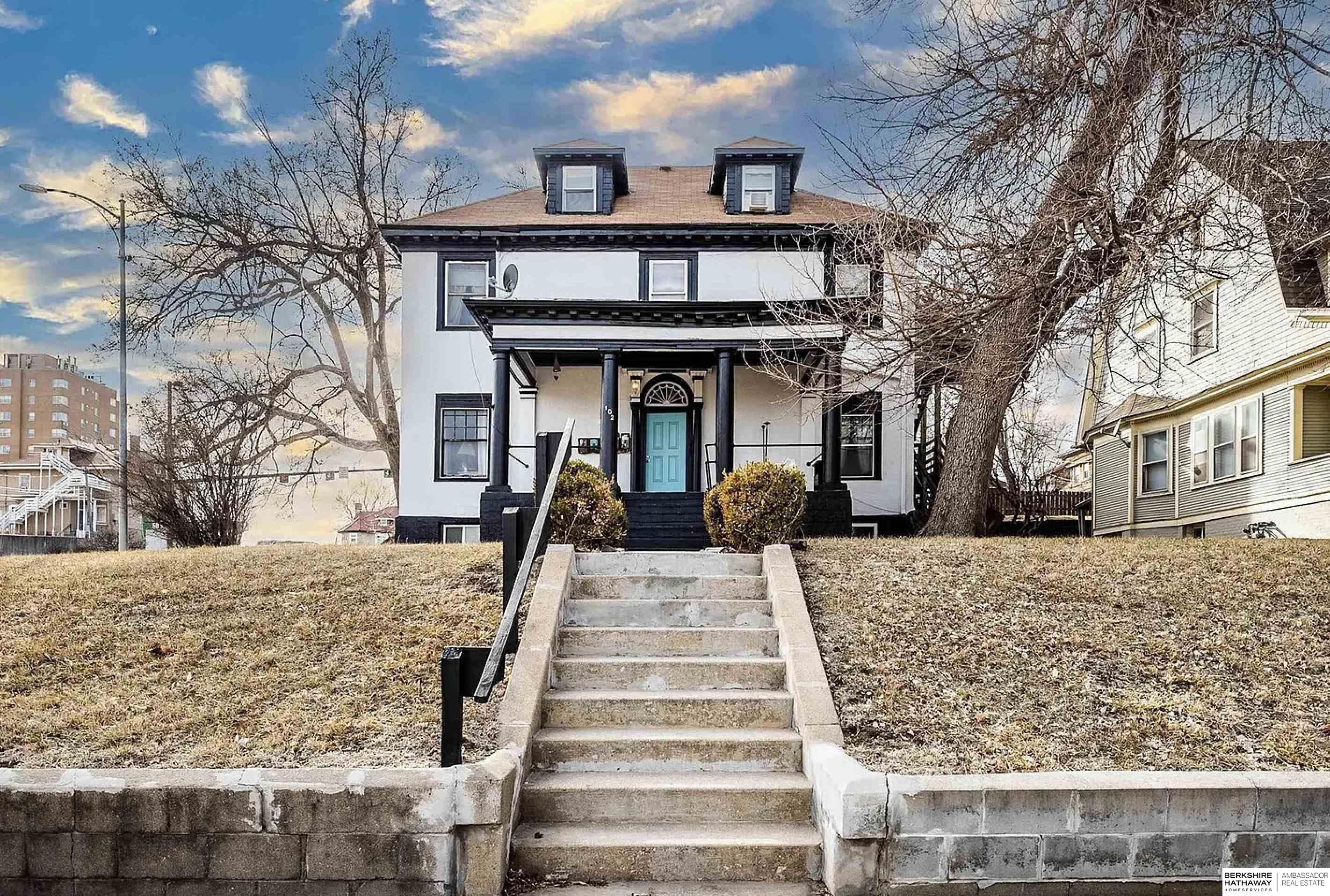 Omaha, Nebraska 68131, United States, 5 Bedrooms Bedrooms, ,5 BathroomsBathrooms,Residential,Active,125679