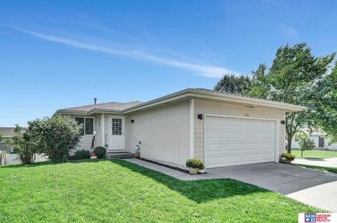 Photo of 5171 W Partridge Lane, Lincoln, NE 68528 (MLS # 22528210)