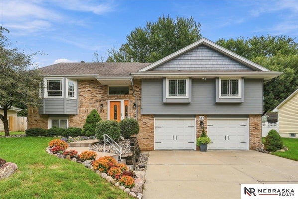 637 S 215TH ST, ELKHORN, NE 68022 - Image 8da5f04ffc2c24411d92530c8b3d24f1/181768759