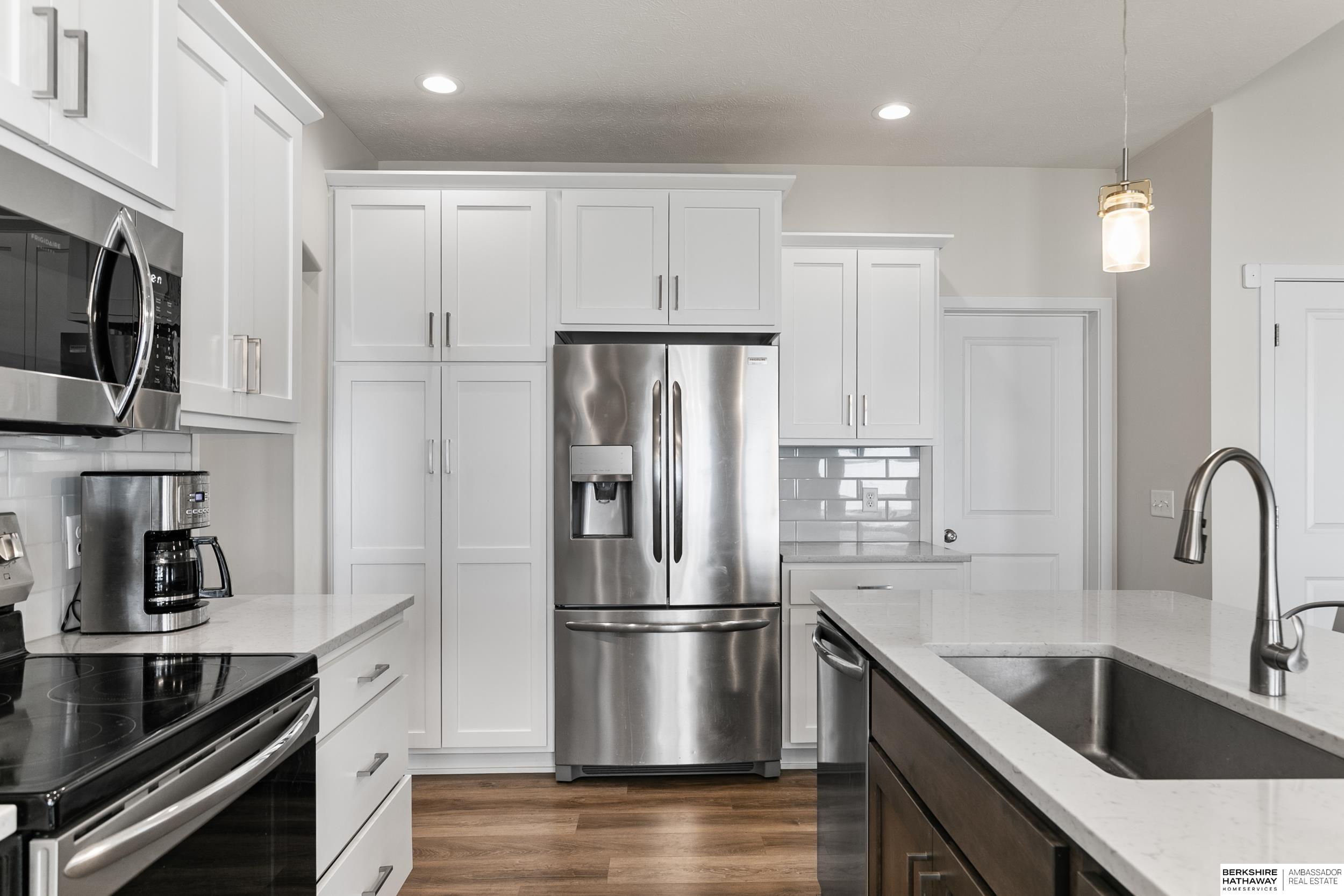 Lincoln, Nebraska 68516, United States, 3 Bedrooms Bedrooms, ,3 BathroomsBathrooms,Residential,Active,140627