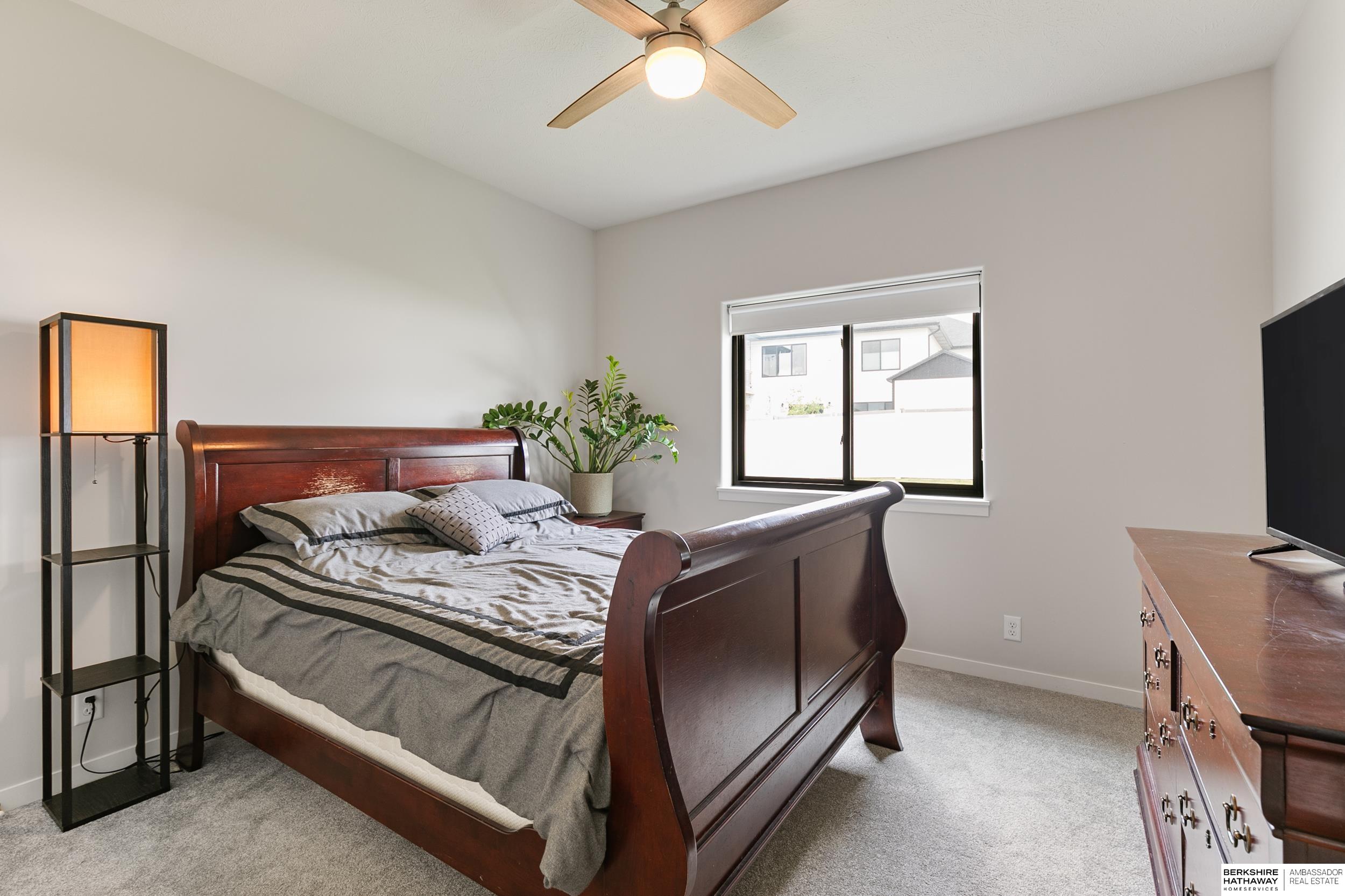 Lincoln, Nebraska 68516, United States, 3 Bedrooms Bedrooms, ,3 BathroomsBathrooms,Residential,Active,140627