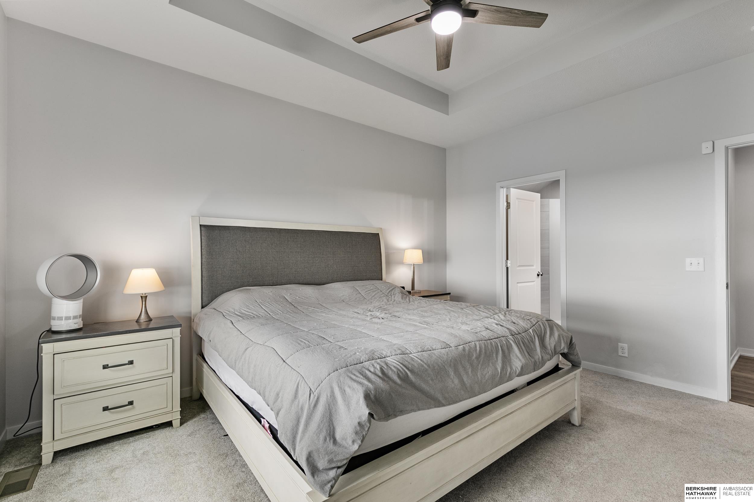 Lincoln, Nebraska 68516, United States, 3 Bedrooms Bedrooms, ,3 BathroomsBathrooms,Residential,Active,140627