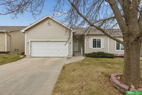 Photo of 5111 N 155th Street, Omaha, NE 68116 (MLS # 22608719)