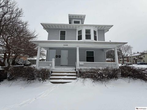 Photo of 1446 S 11th Street, Lincoln, NE 68502 (MLS # 22534452)