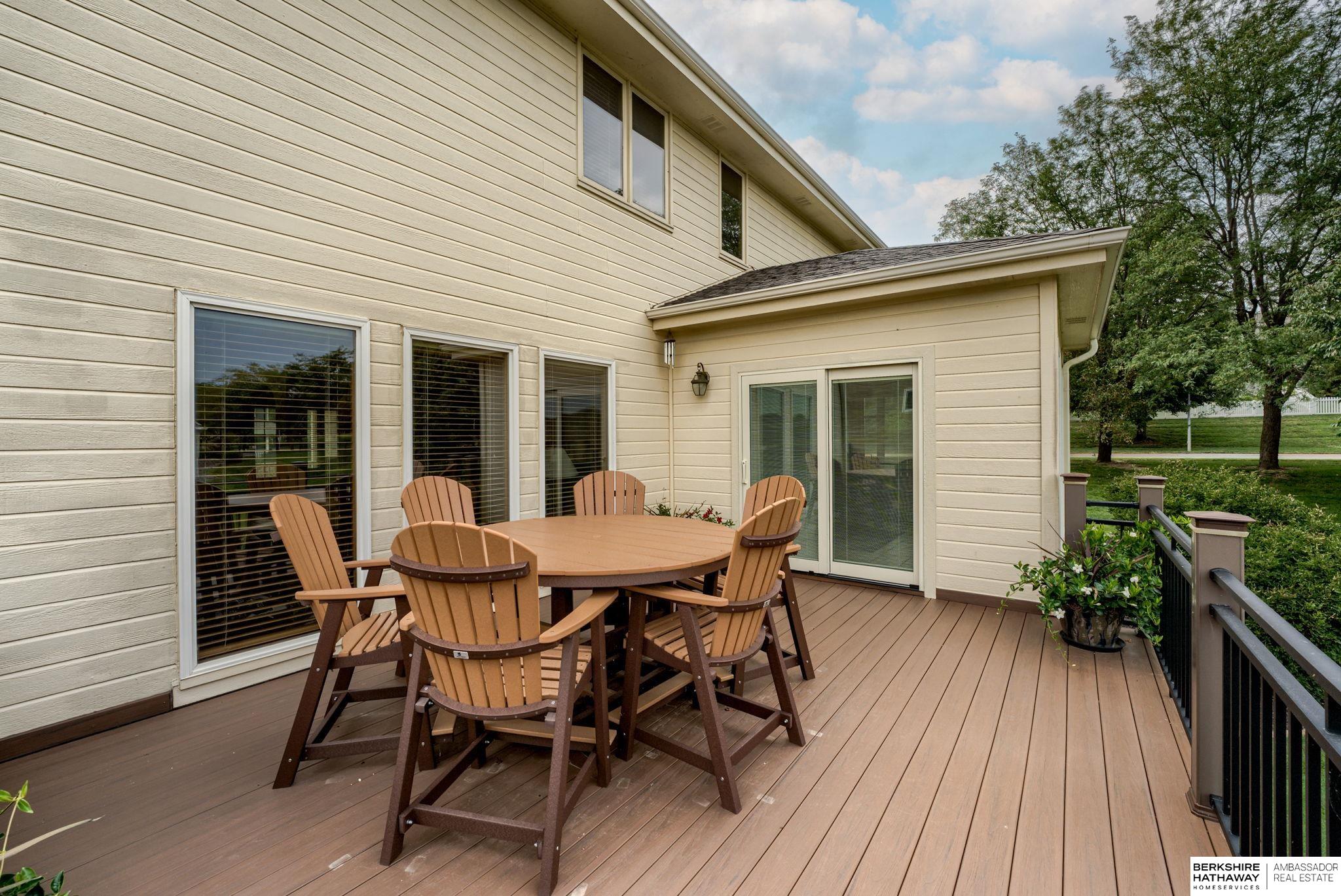 Bellevue, Nebraska 68133, United States, 4 Bedrooms Bedrooms, ,3 BathroomsBathrooms,Residential,Active,207230