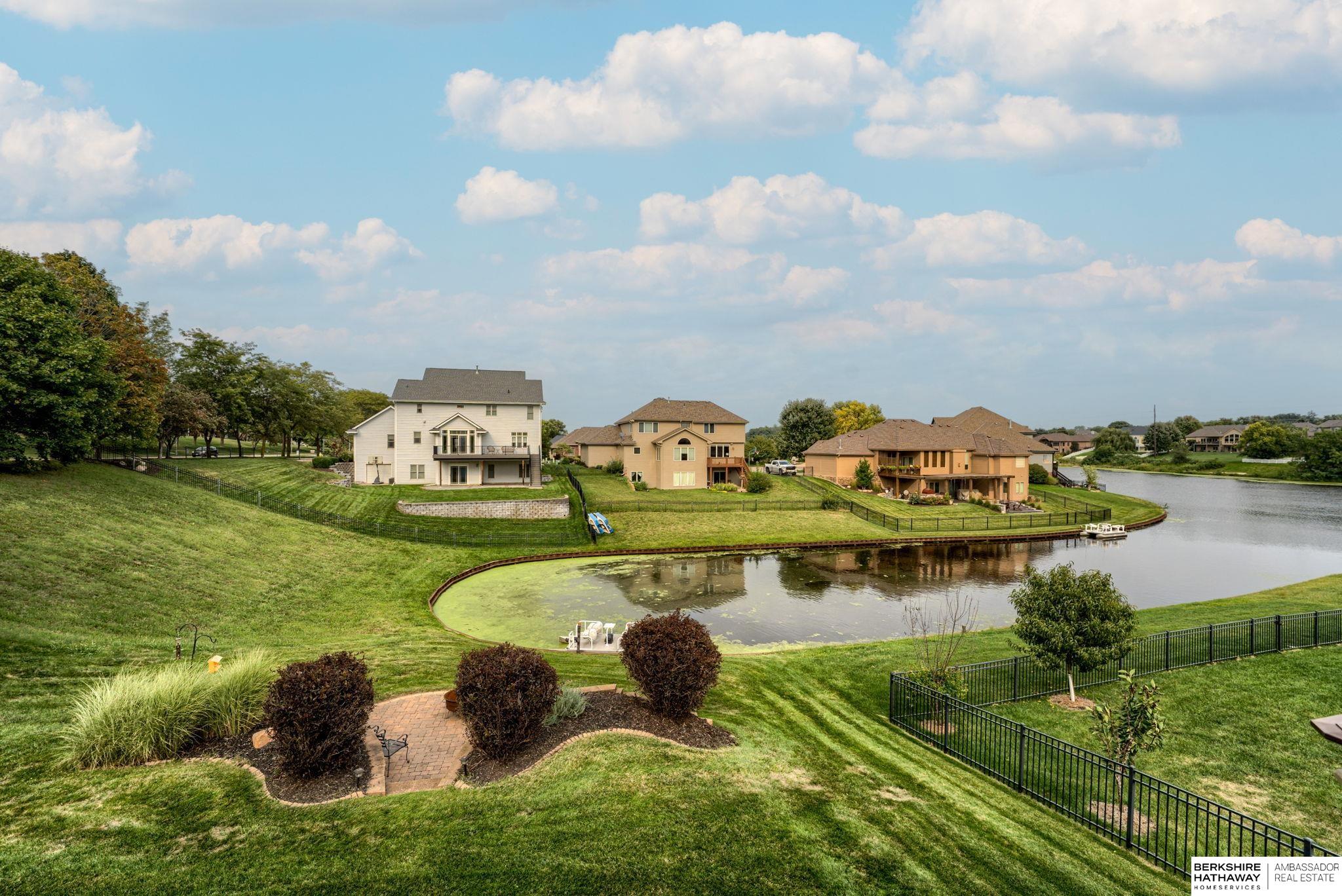 Bellevue, Nebraska 68133, United States, 4 Bedrooms Bedrooms, ,3 BathroomsBathrooms,Residential,Active,207230