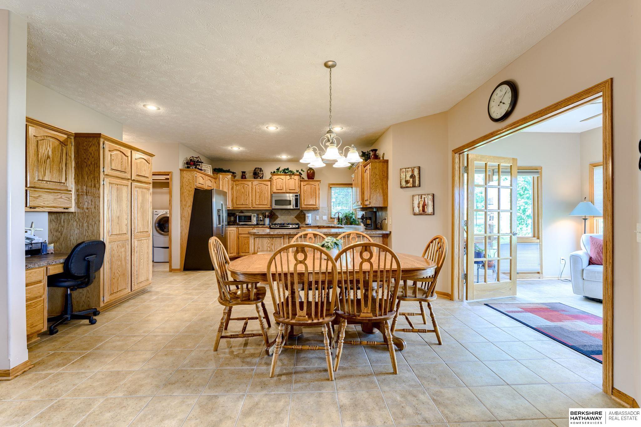 Bellevue, Nebraska 68133, United States, 4 Bedrooms Bedrooms, ,3 BathroomsBathrooms,Residential,Active,207230