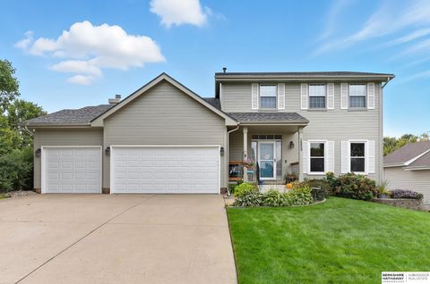 Photo of 16503 Ames Avenue, Omaha, NE 68116 (MLS # 22528209)