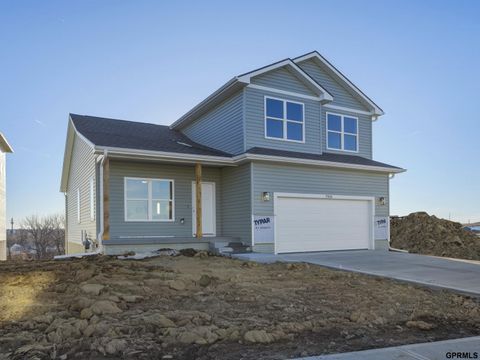 Photo of 7934 N 93 Street, Omaha, NE 68122 (MLS # 22605653)