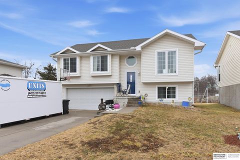 Photo of 4935 N 17th Street, Omaha, NE 68110 (MLS # 22605642)