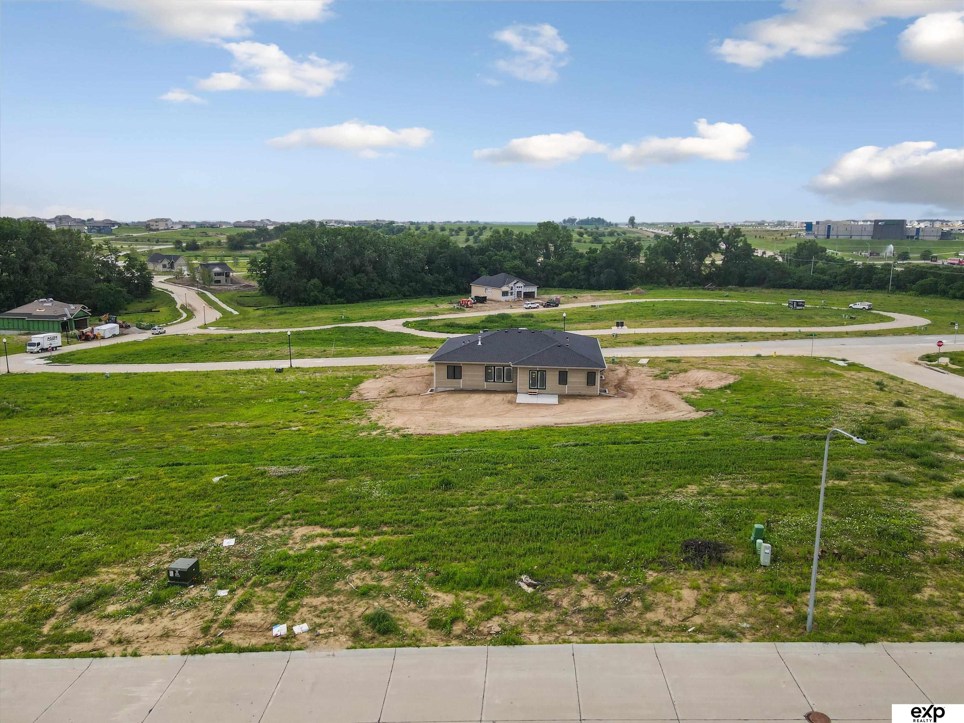 Photo 1 of 4 — 20125 U Street, Omaha, NE 68135