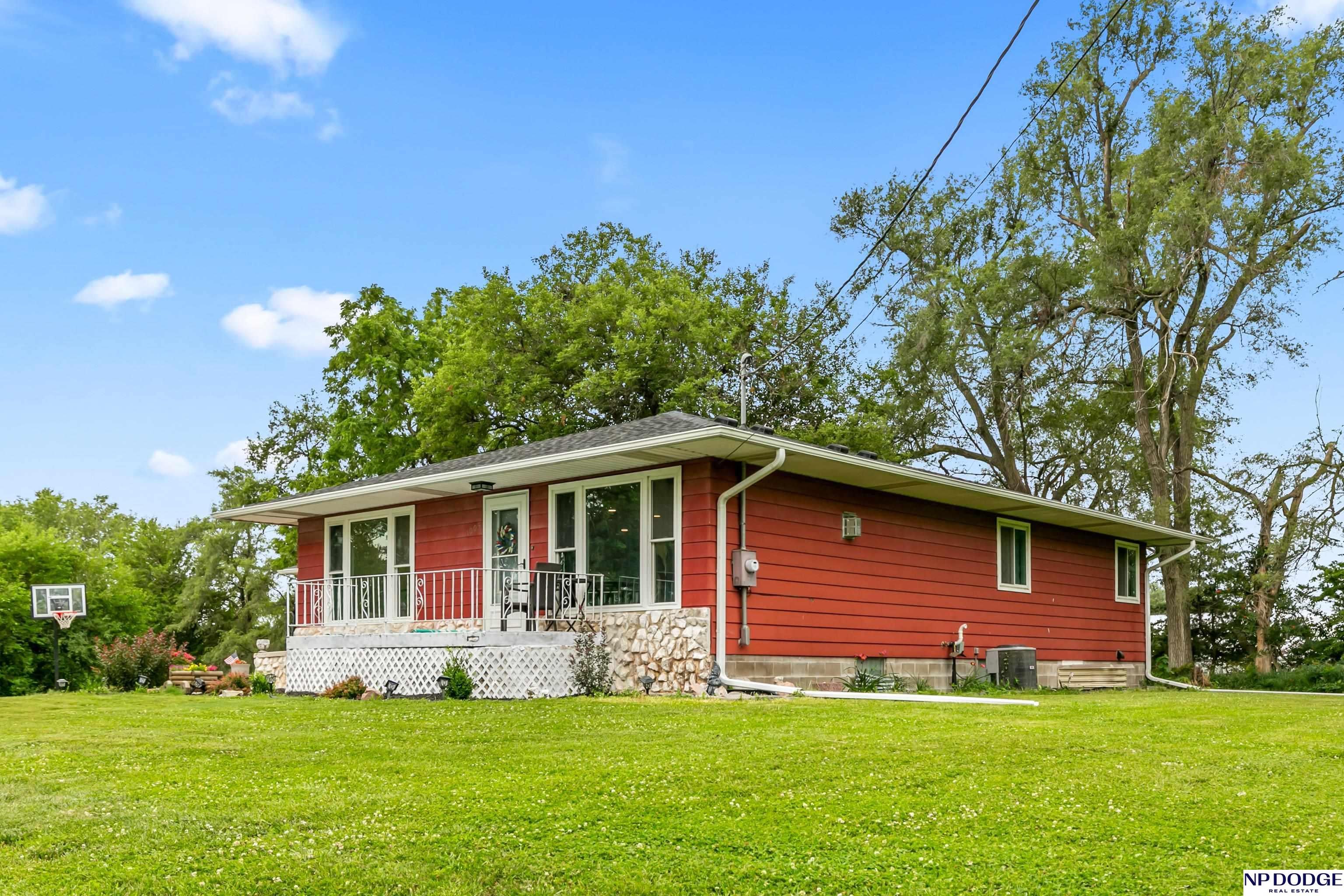 1005 W South Street