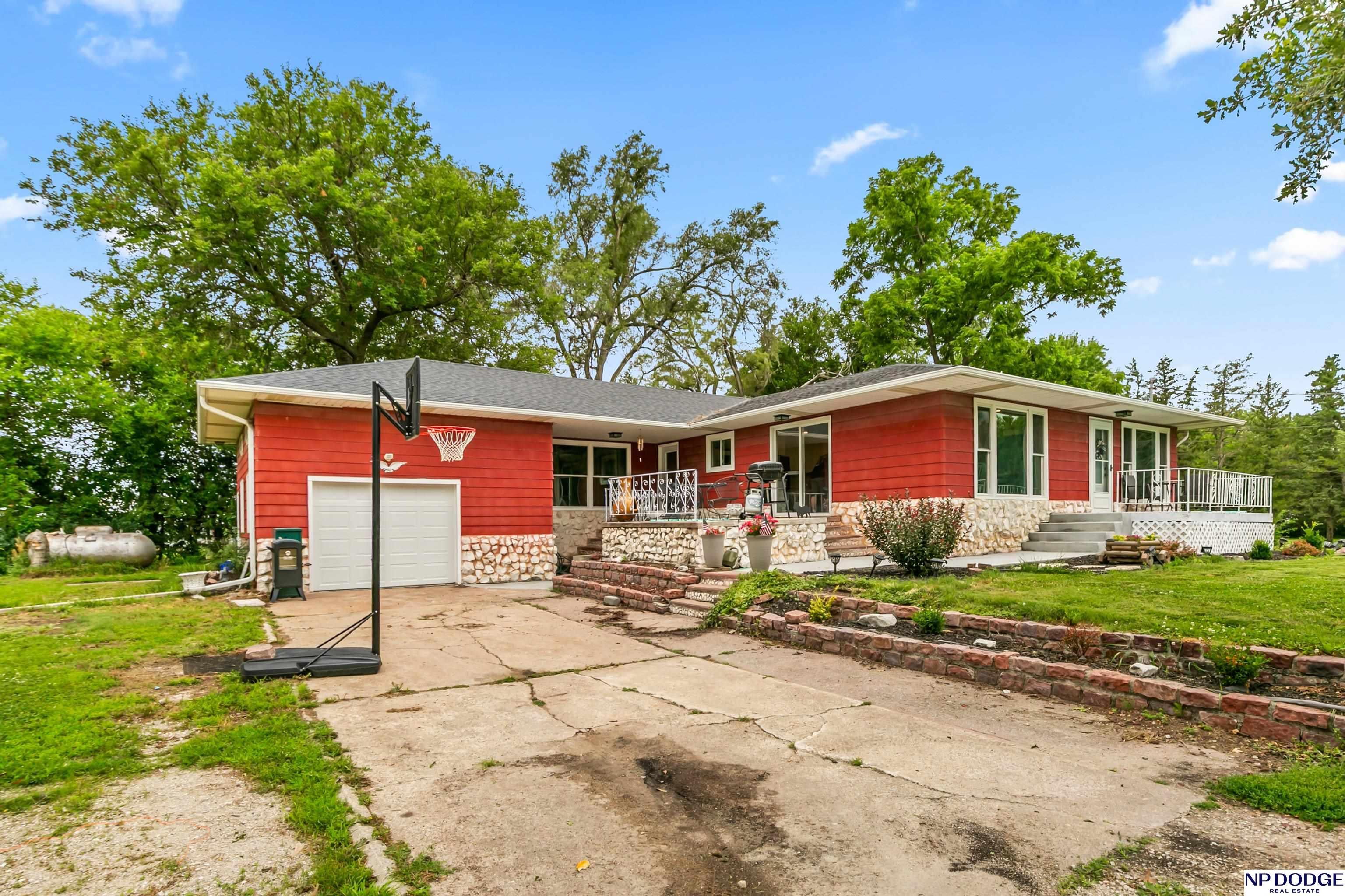 1005 W South Street